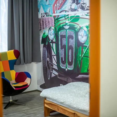 招待所 Driving Camp Autodrom Sosnova