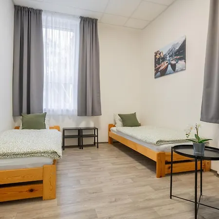 招待所 Driving Camp Autodrom Sosnova